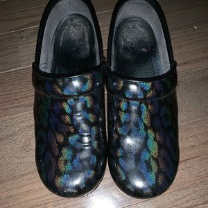 Dansko xp clogs size 37